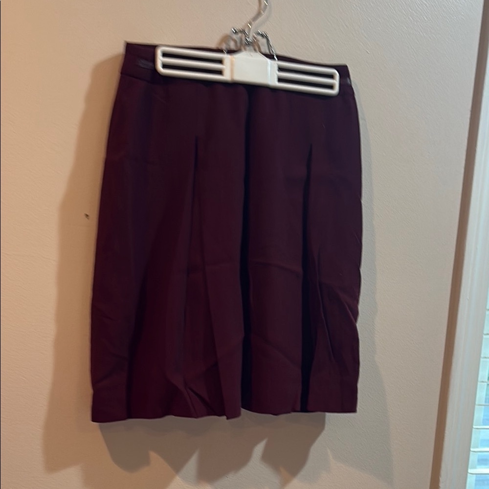 Elegant Burgundy Women's Skirt